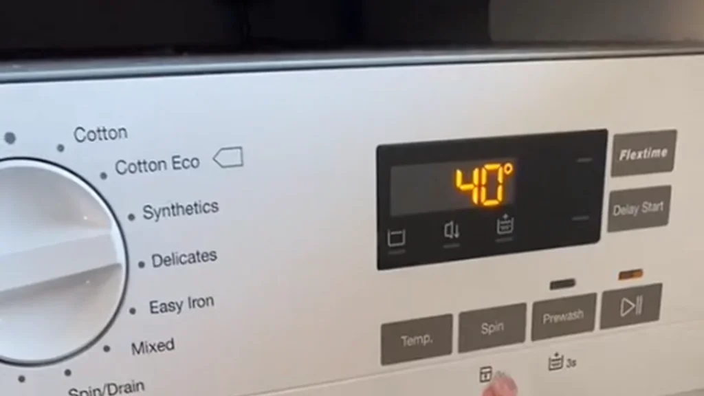 Derfor bør du ikke vaske dit tøj på 40 grader: Der er en meget god grund