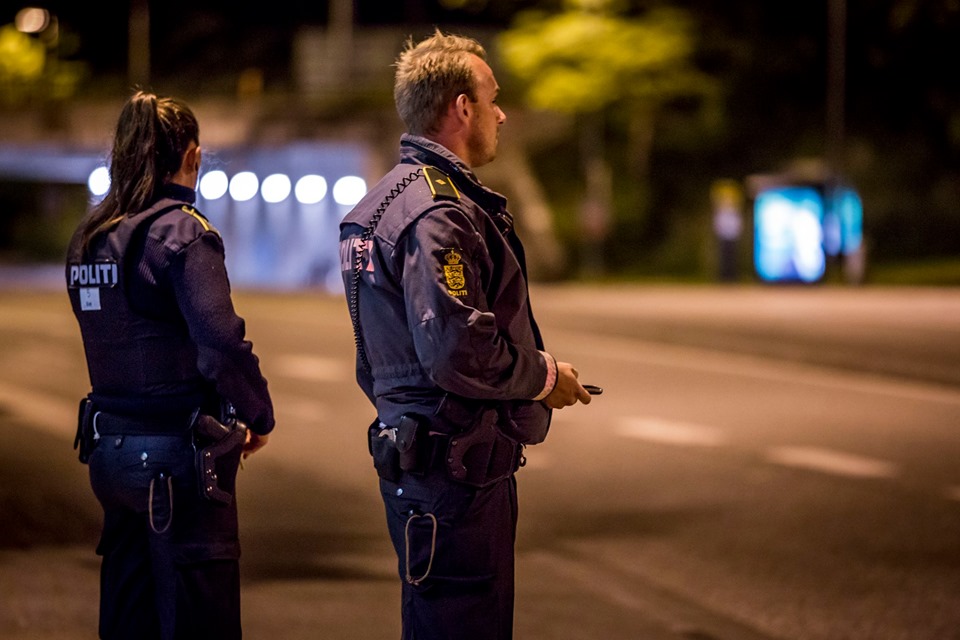 Uhyggelig sag i Horsens: 17-årig pige ramt af hagl i låret