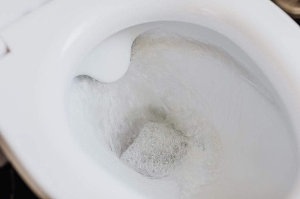 Mit toilet er stoppet – hvad gør jeg?