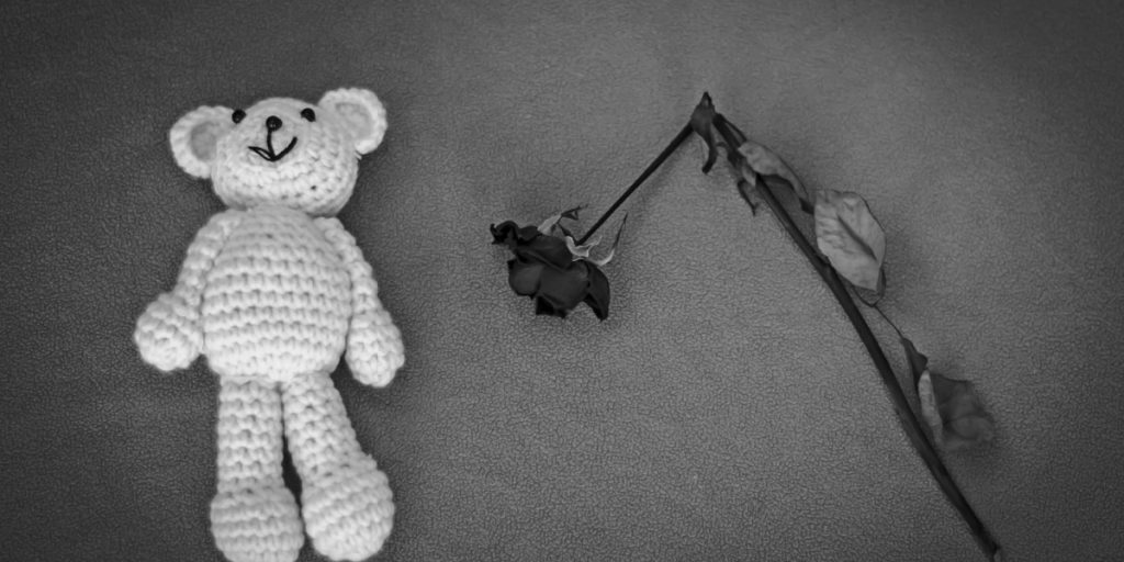 Mor kendt skyldig i dobbelt barnemord: Syvårig kæmpede for livet