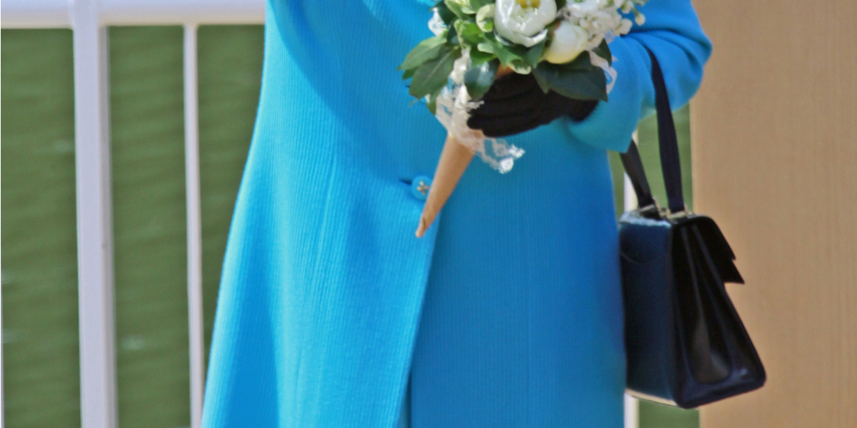 Dronningens hemmelige signal afsløret: Sådan slipper hun væk