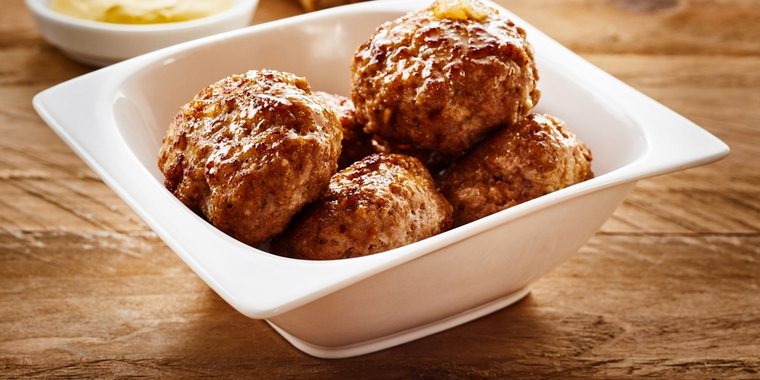 De perfekte frikadeller: Her får du opskriften