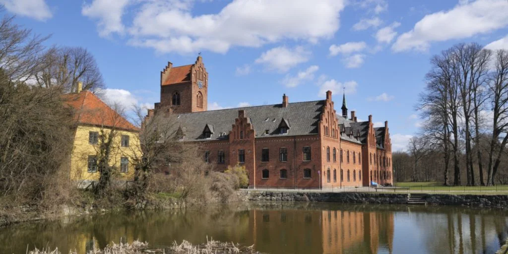 Efter skandaler og afsløringer: Nyt fra Herlufsholm