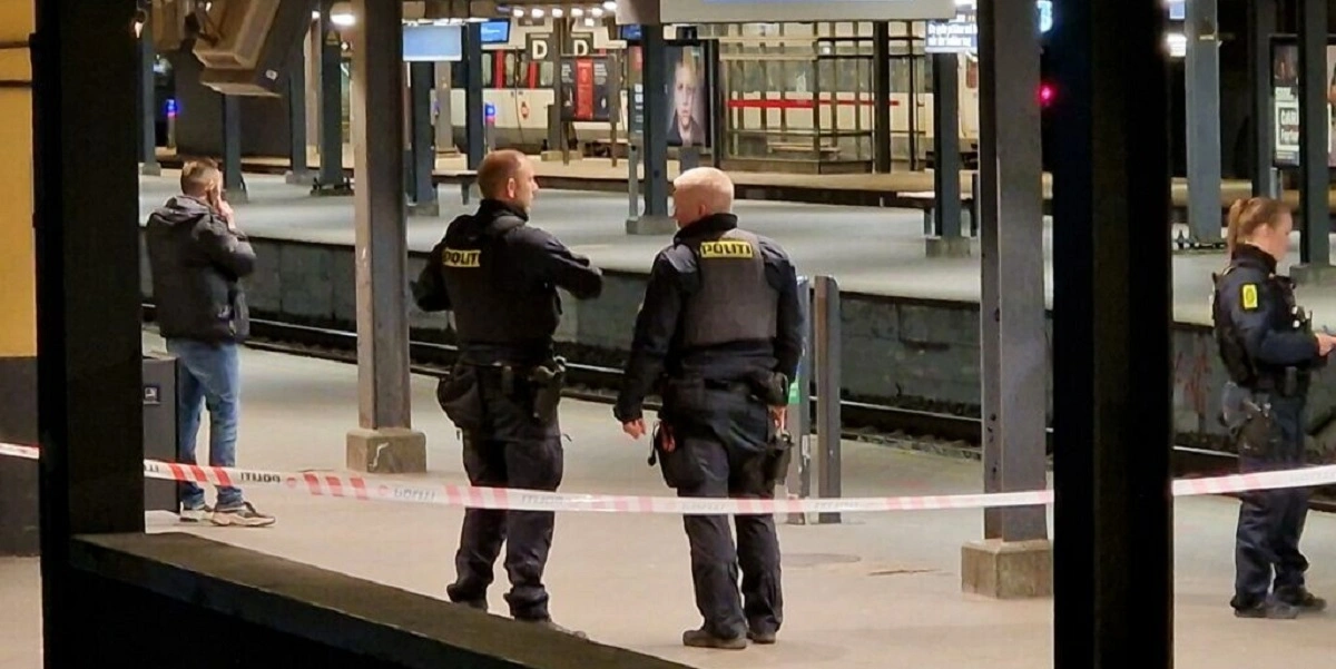 Politiet fængsler tre mænd efter knivstik: Offer flygtede ud på togskinnerne