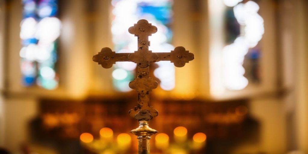 Chokerende afsløring: Næsten 5.000 børn misbrugt i kirke