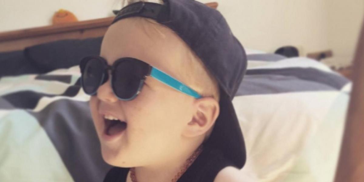 Mor tog billeder af sin 4-måneder gamle baby: Da hun så billederne, fik hun et gigantisk chok