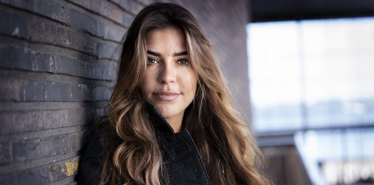 Philine Roepstorff i fræk lingeri: Se den pikante video