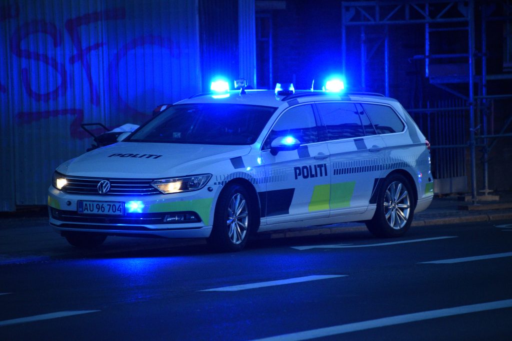 Politi i opråb: Del den ikke!