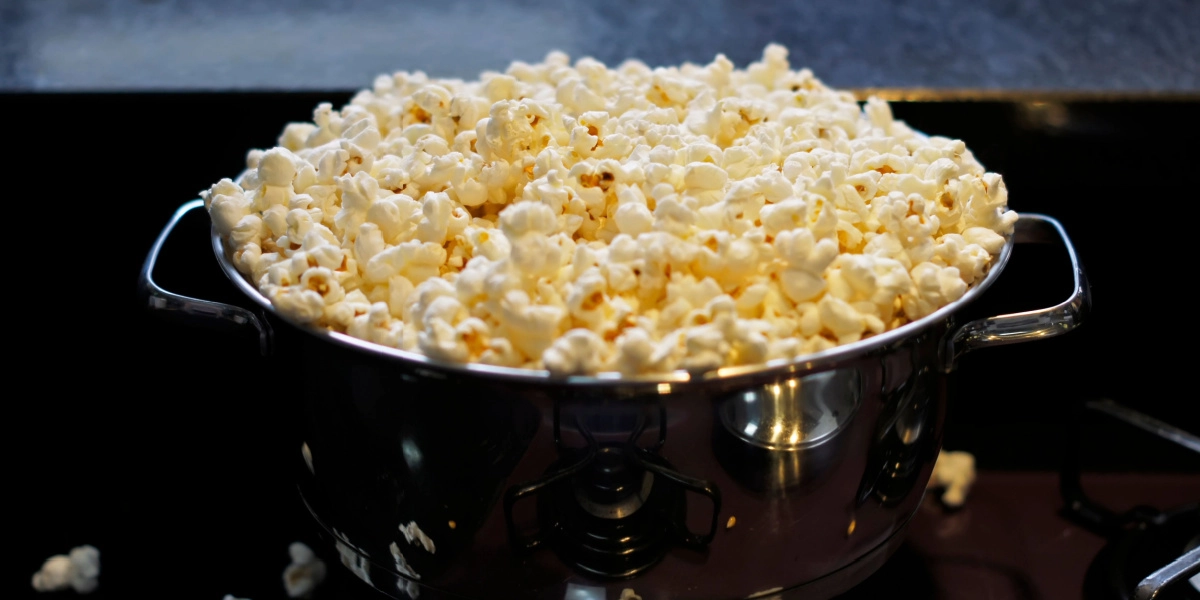Tilbagekalder popcorn solgt over hele landet: Spis det ikke