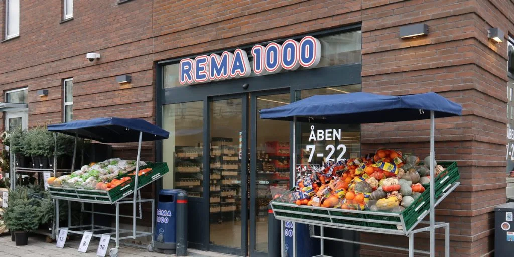 De havde 8 kroner på lommen – forlod Rema1000 med tårer i øjnene