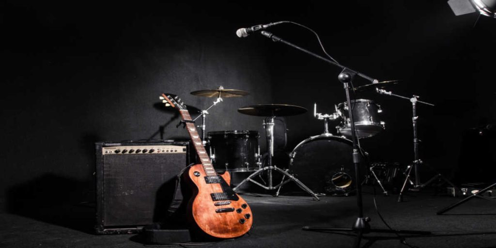 Nu er det slut: 73-årig rocklegende går på pension