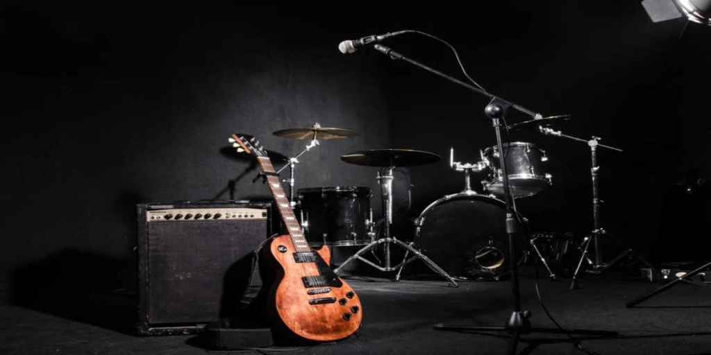 Nu er det slut: 73-årig rocklegende går på pension