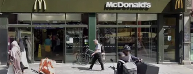 McDonald’s-restauranter spiller Beethoven: Vil gøre op med unges antisociale adfærd