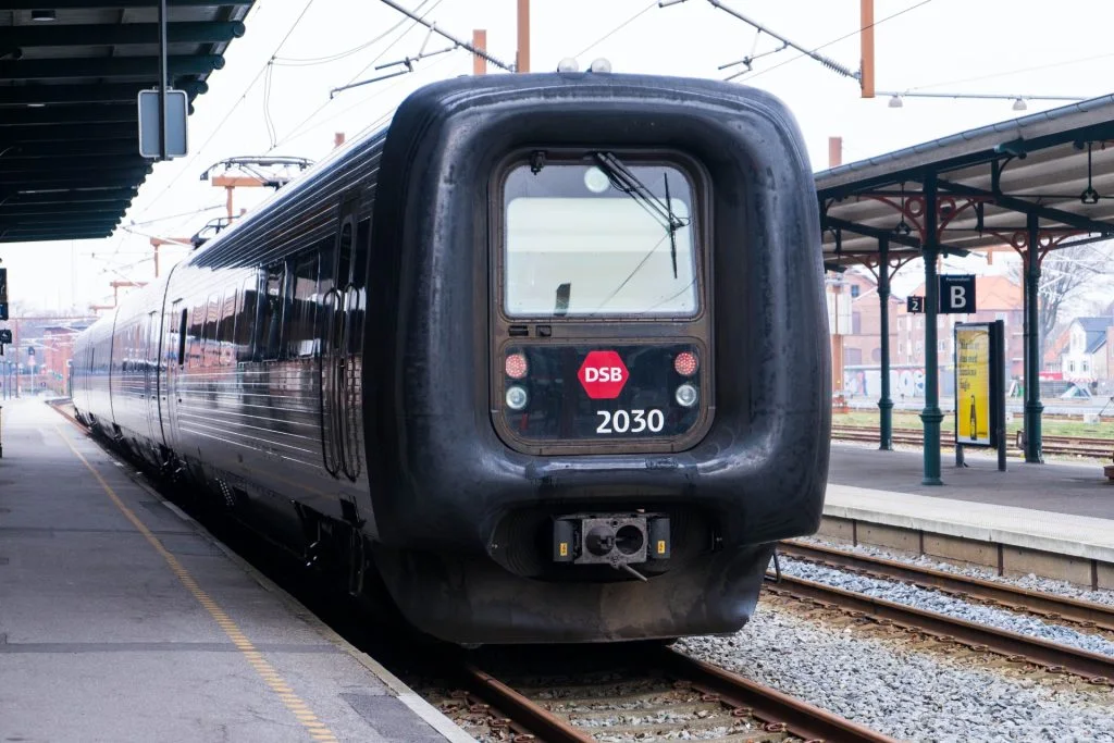 Mens prisen stiger hos danskerne: nu bliver DSB-ansatte forkælet