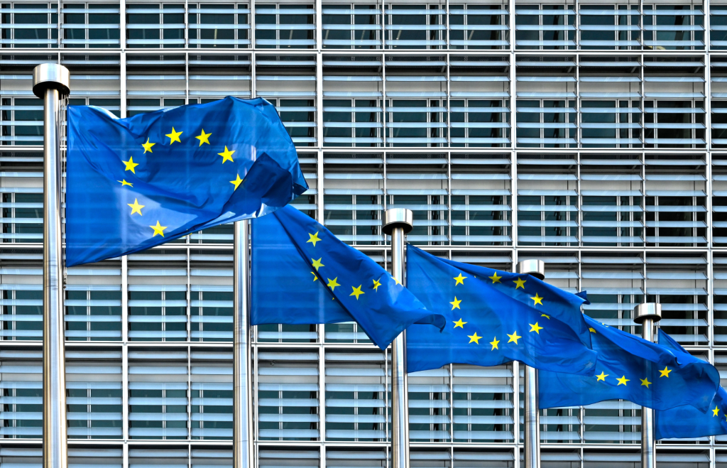 Melder ud: Nu forbyder EU-Kommissionen det