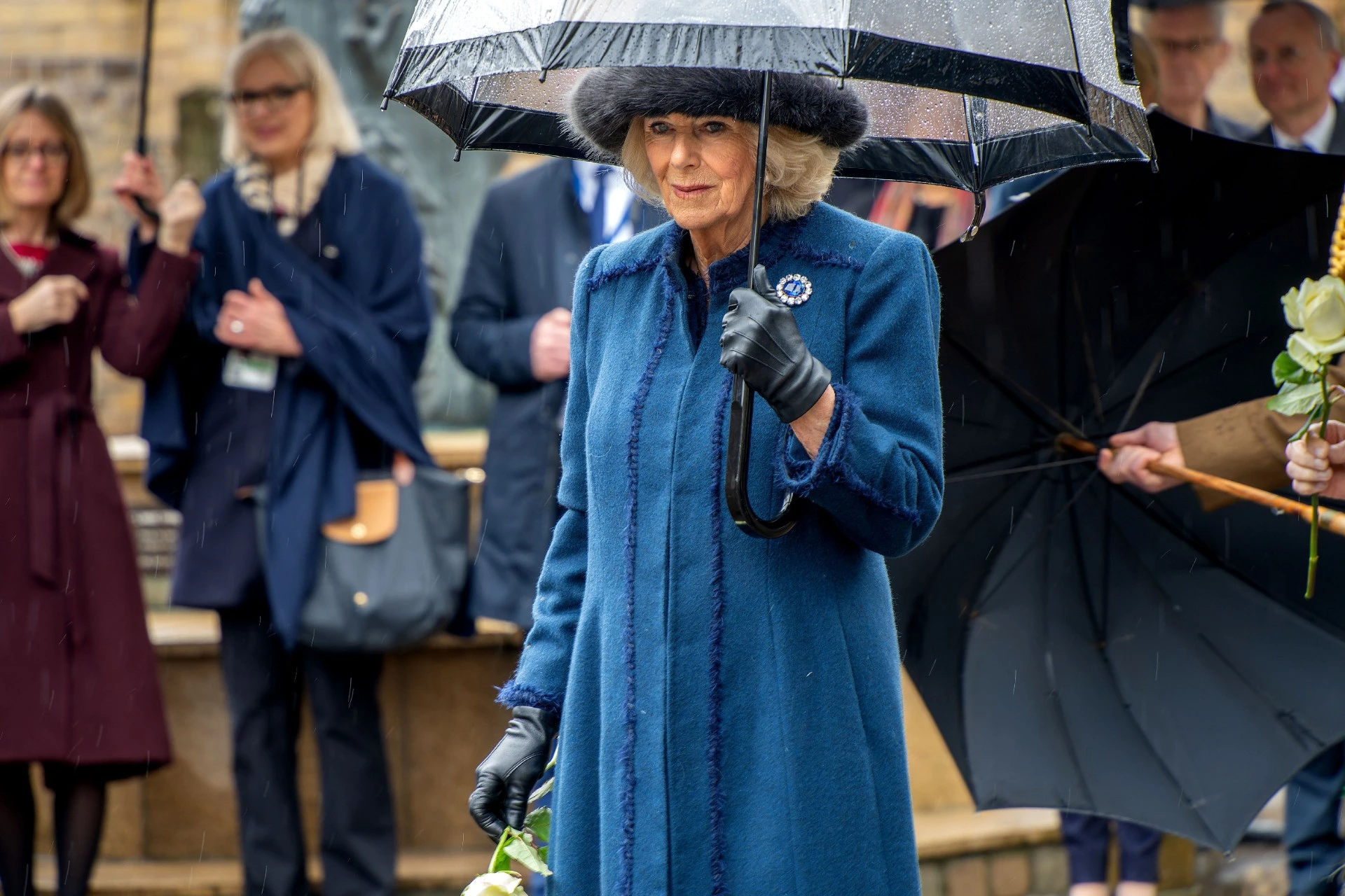 Melder ud: Camilla er rasende på prins Harry