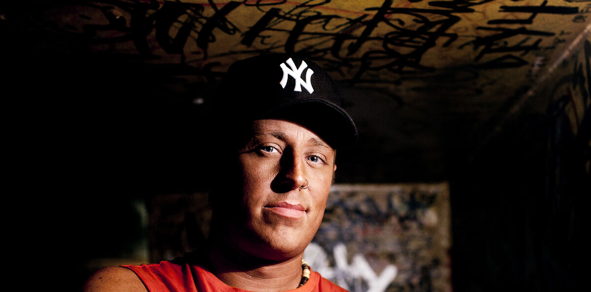 For første gang: Nu taler Sidney Lees mor ud om sønnen