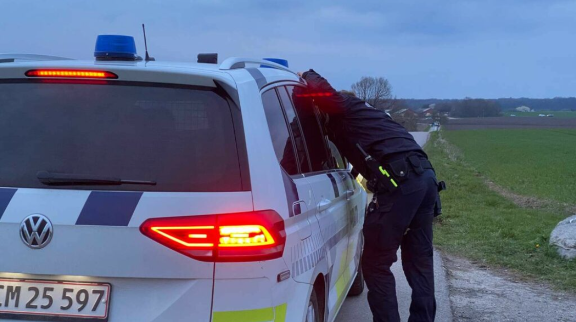 Efter en nat uden spor af den 13-årige: Nu reagerer hendes mor