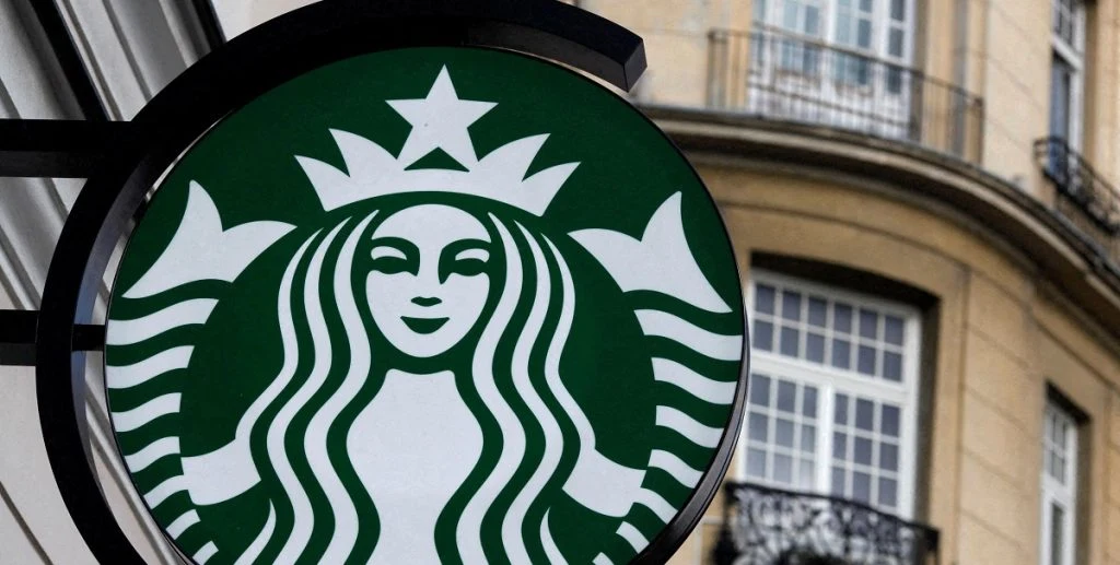 Starbucks med nyansættelse af topchef: Får gigantisk bonus ved ansættelsen
