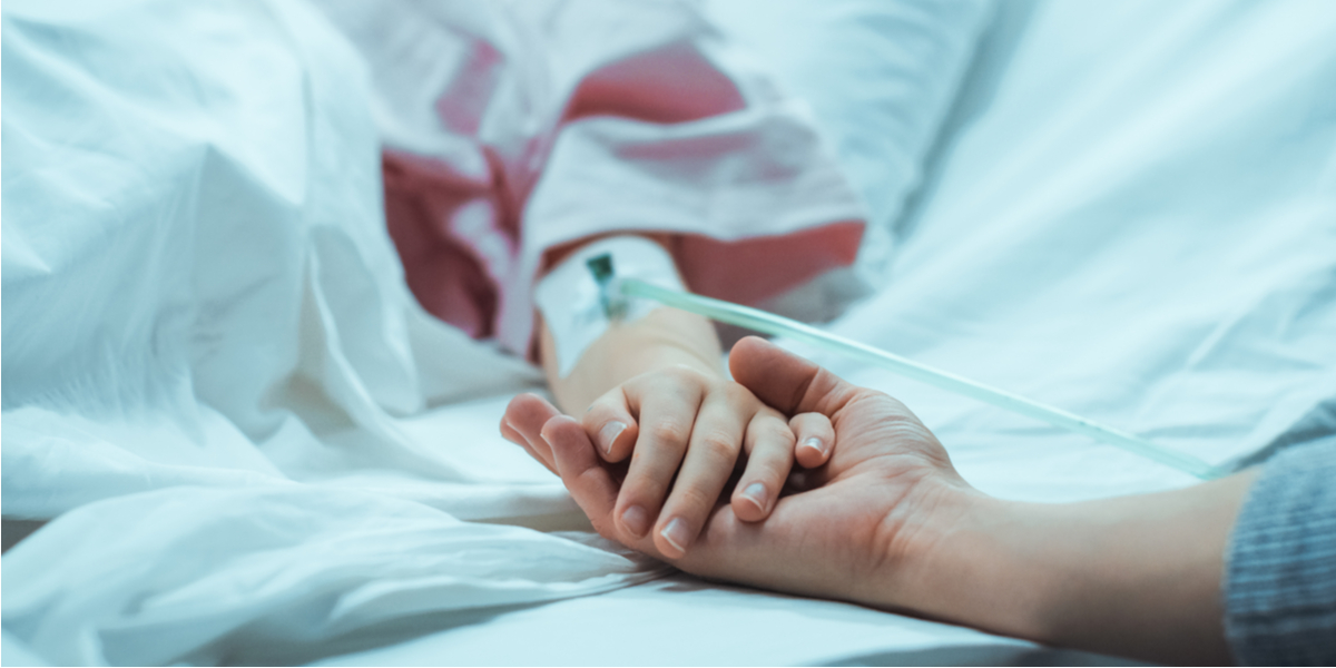 Forældre til kræftsyge børn siger fra: Det skal stoppes