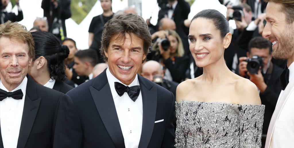 Miles Teller afslører: Top Gun 3 kan være på vej