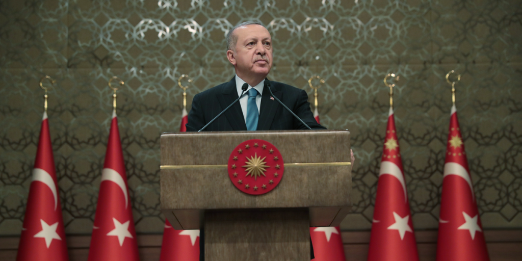 Tyrkiet reagerer på terrorangreb med luftangreb mod PKK