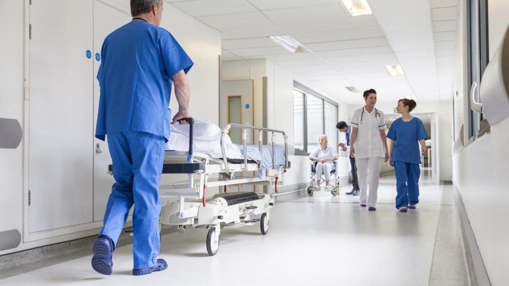 Ny forskning har svaret: Denne overraskende metode, mindsker presset på hospitaler