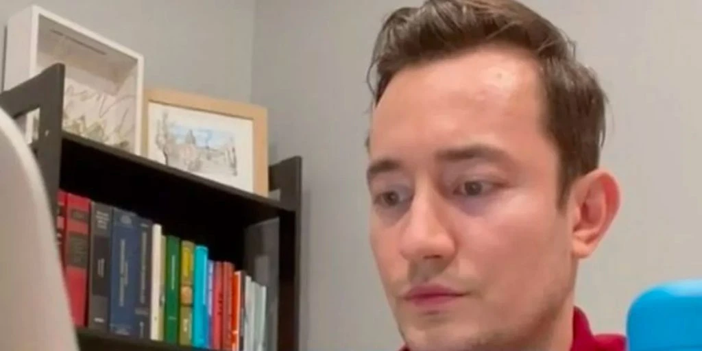 Advokat lavede kontrakt for influencer: Nu føler han, at hans uddannelse er spild af tid