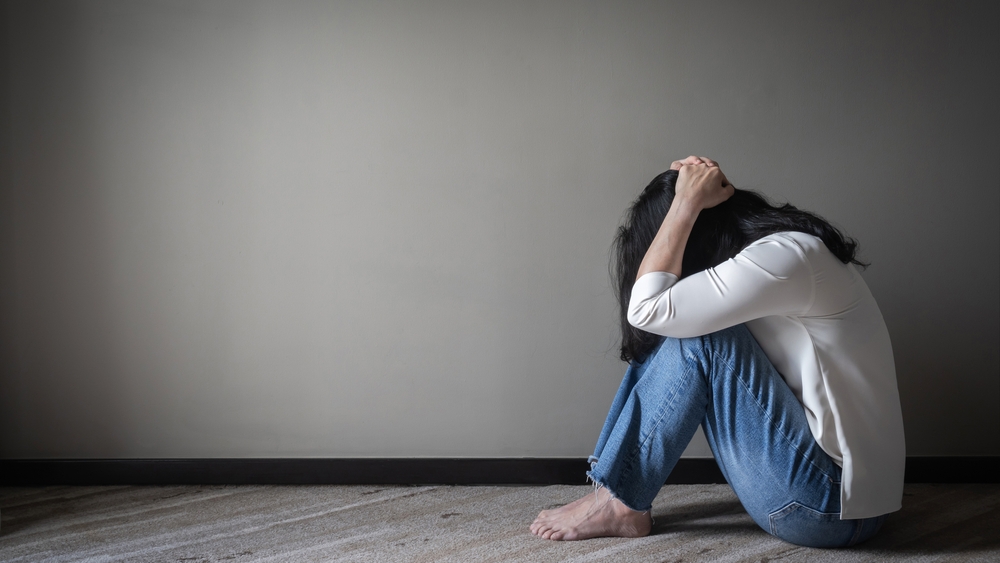 Ifølge psykologien: Personer uden nære venner udviser ofte disse 7 personlighedstræk