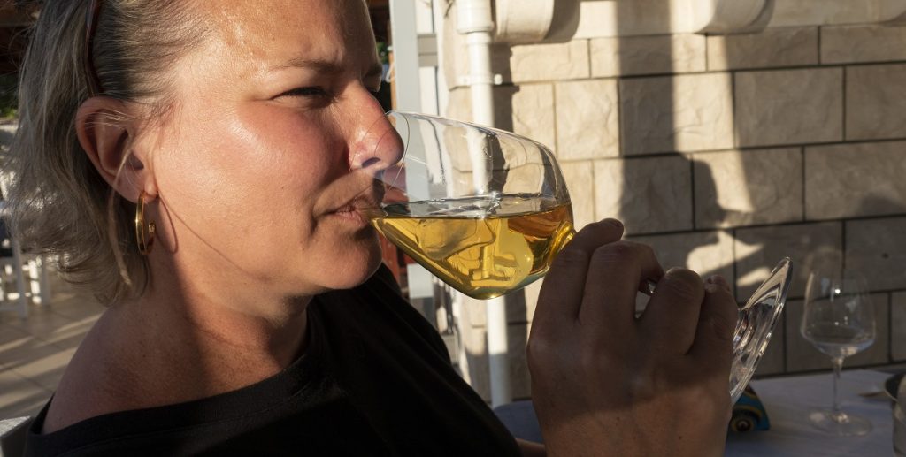 Nyt studie: Unge under 40 bør holde sig fra alkohol