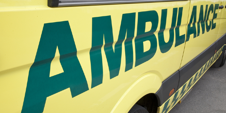 2-årig pige kørt ned: Hastet på hospitalet