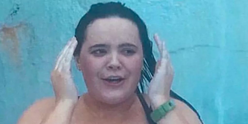 Kvinde blev lamslået, da hun fik XXL-badekåbe udleveret: I dag er hun en ny kvinde efter vægttab på 38 kg