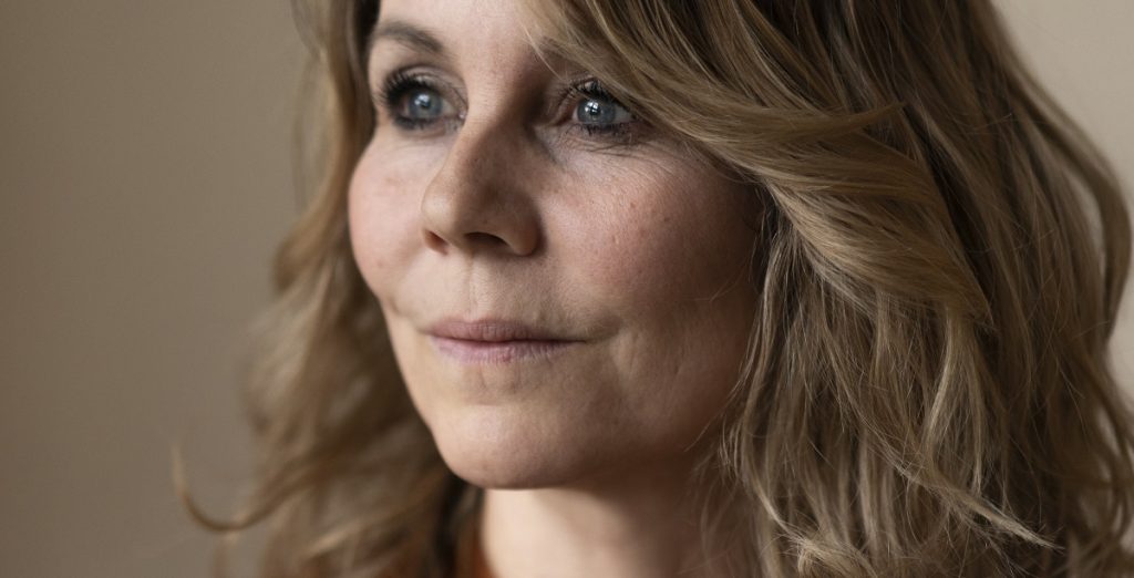 Anne Louise Hassing deler trist nyhed