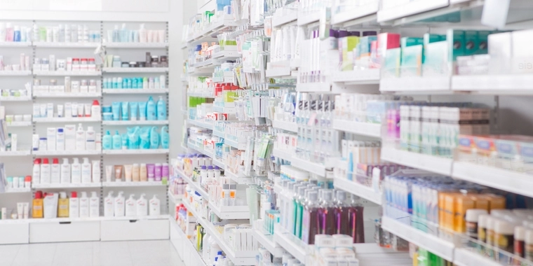 Tomme hylder på apotekerne: Populær håndkøbsmedicin udsolgt over hele landet