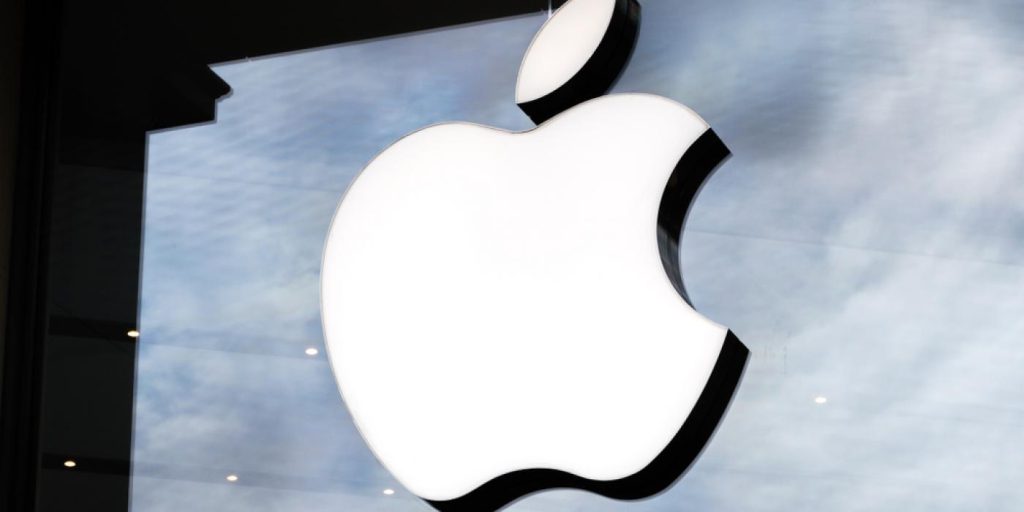 Advarer iPhone-brugere: Fejl i populær app udnyttes af hackere