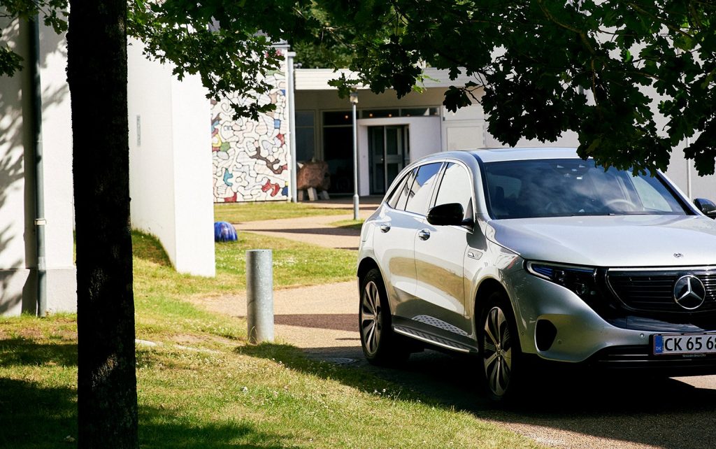 Få en gratis tur: Danmark får verdens første pop up-butik for Mercedes’ el- og hybridbiler