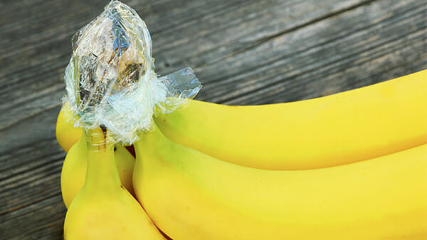 Bliver bananerne brune for hurtigt? Hvis du gør dette kan du bremse modningen markant