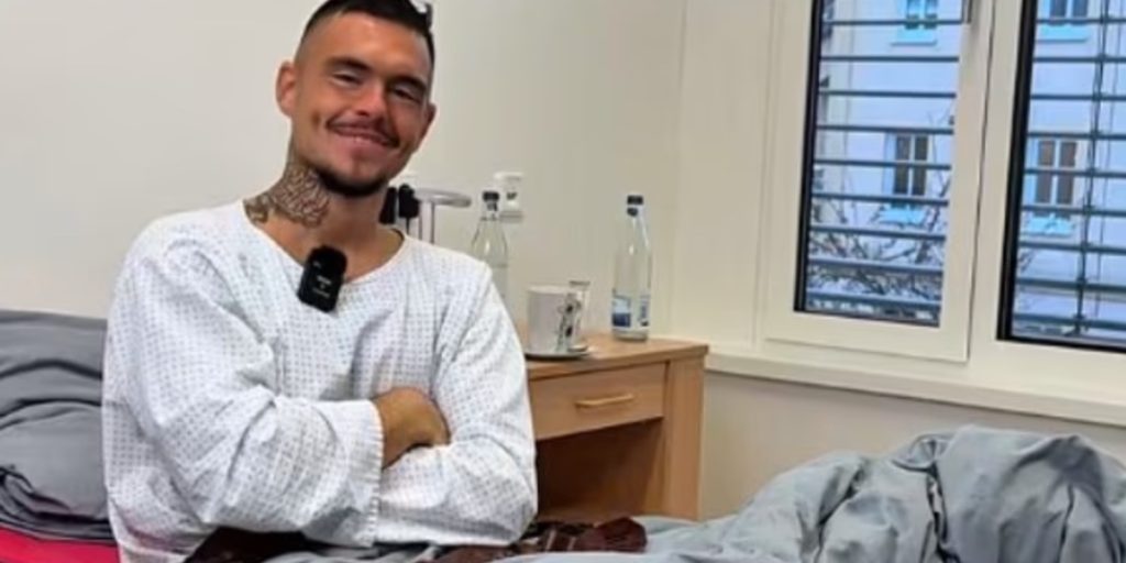 Leon blev træt af sin højde på 171 cm: Så gennemgik han en ‘knogle-knusende’ operation