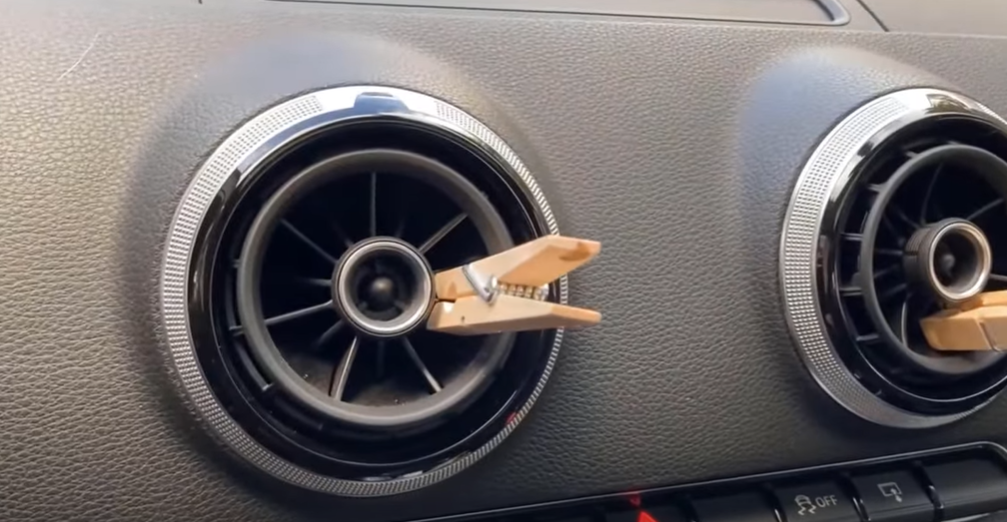 Han laver tøjklemme-tricket, alle bilejere bør kende: Det gør køreoplevelsen helt anderledes