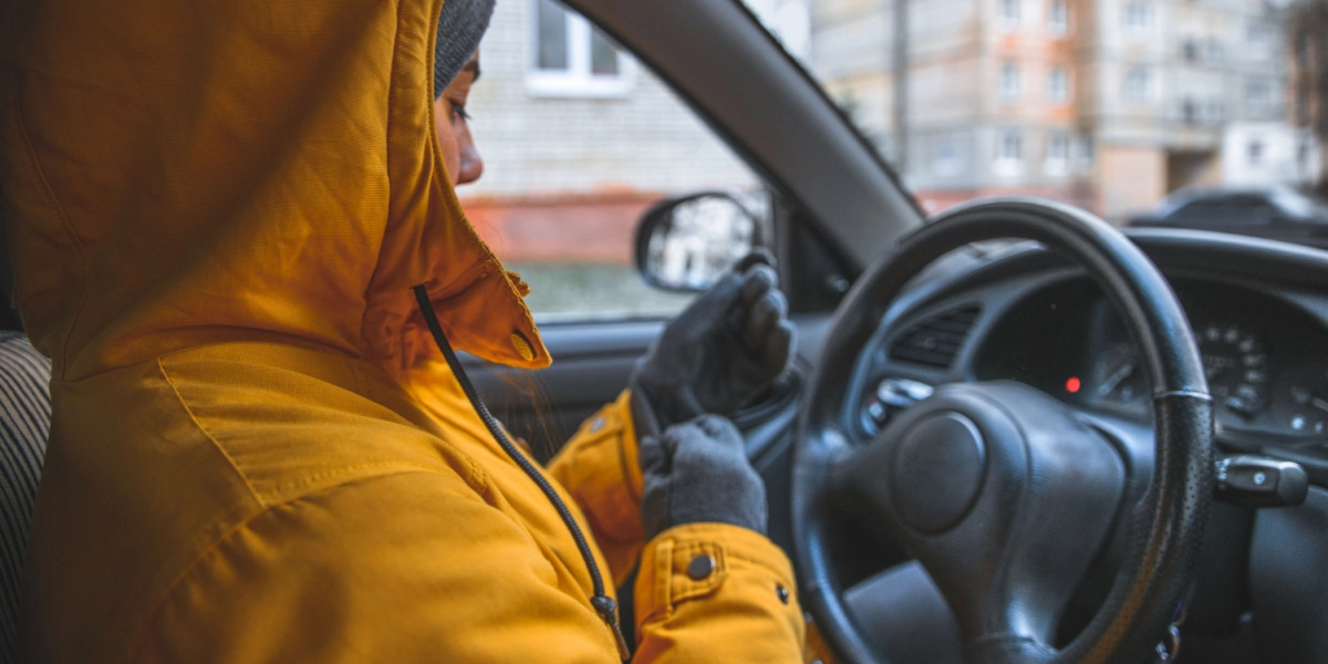 Advarer bilister: Denne knap bør du aldrig trykke på, når du starter bilen i kulden