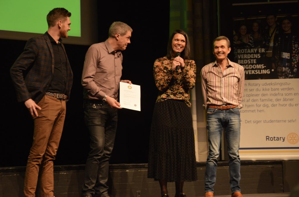 Sårbare børn og unge får håndsrækning på 50.000 af nordjyske Rotary-klubber