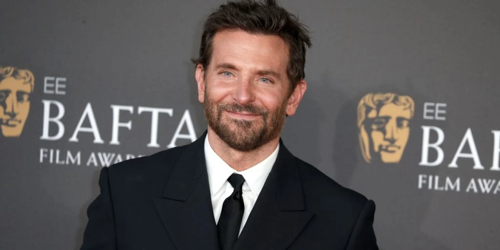 Bradley Cooper hånet ved Oscar-uddelingen: Derfor griner internettet af skuespilleren