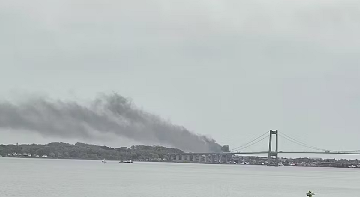 Brand på Fyn: Borgere opfordres til at holde alt lukket