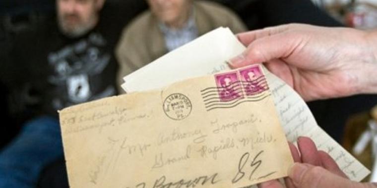 Hans kone døde – Så finder han et hemmeligt brev, der forandrer hans liv