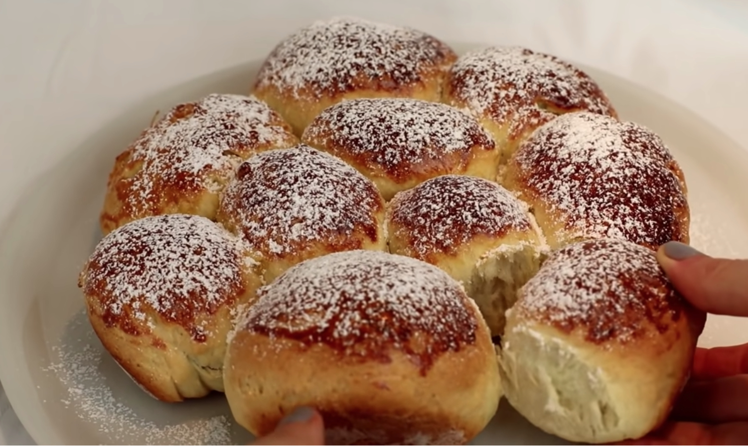 Kæmpe hit: Nemme nybagte boller med Nutella-fyld