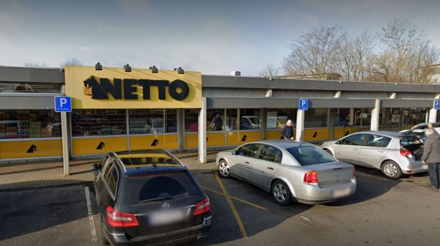 Person åbnede døren til toilettet i Netto: Synet vedkommende blev mødt af var yderst chokerende