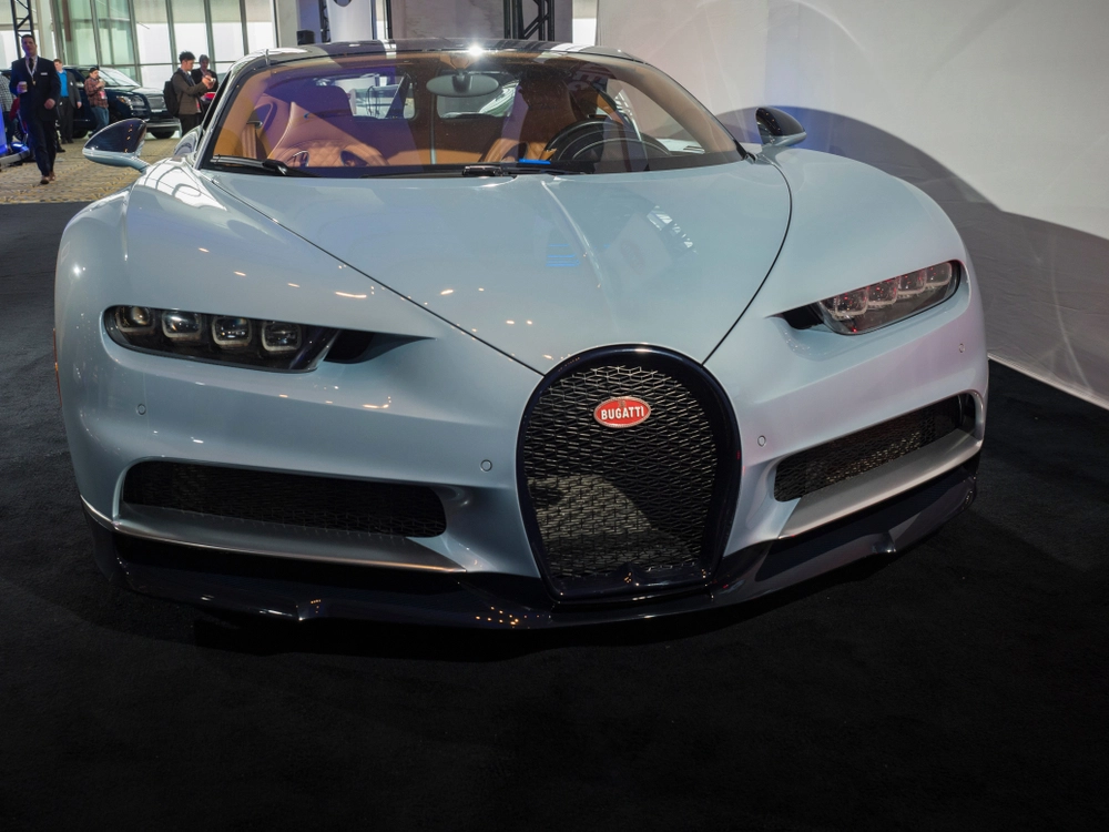 Så skete det endelig: Bugatti Chiron bryder 300 mph-muren