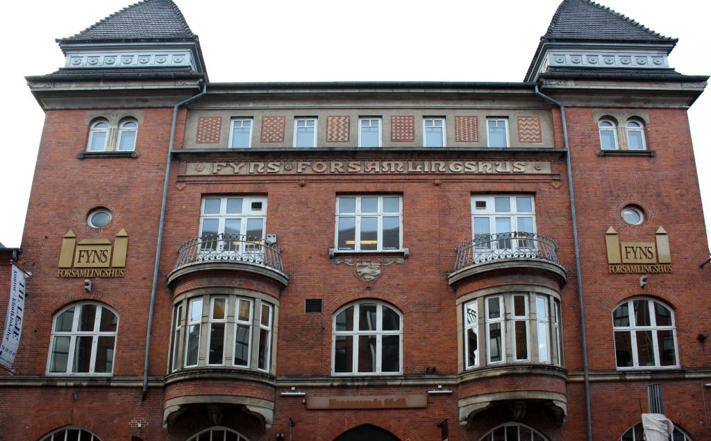Hvad kan en højskole midt i Odense bruges til i 2018?