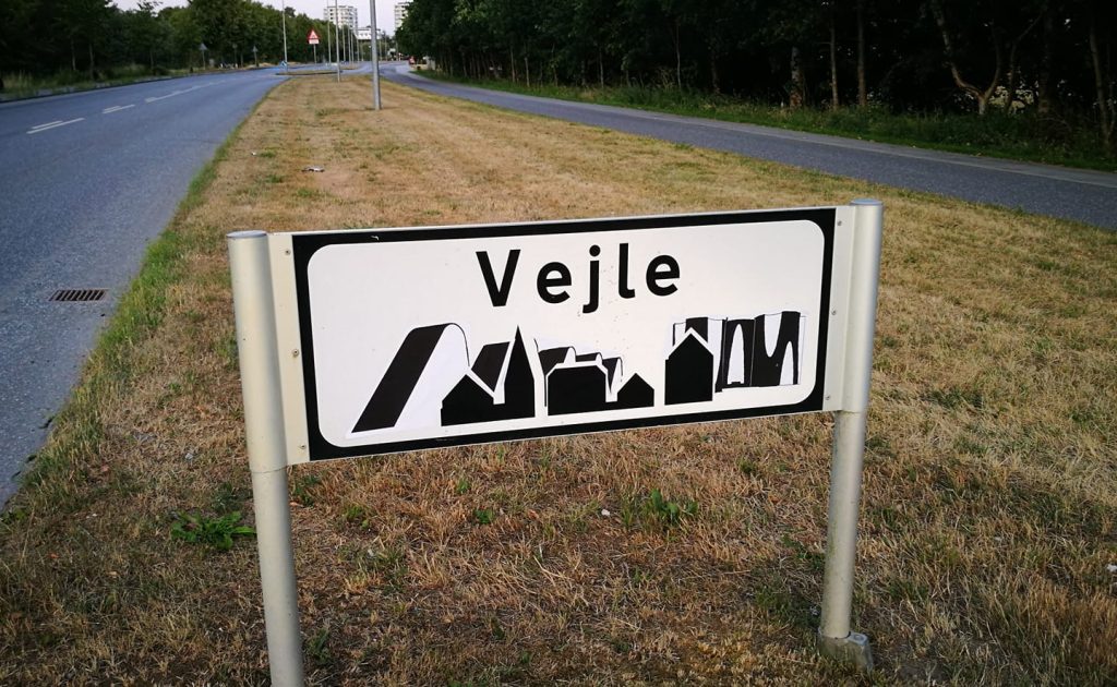Skiltespasmageren har fået kolde fødder