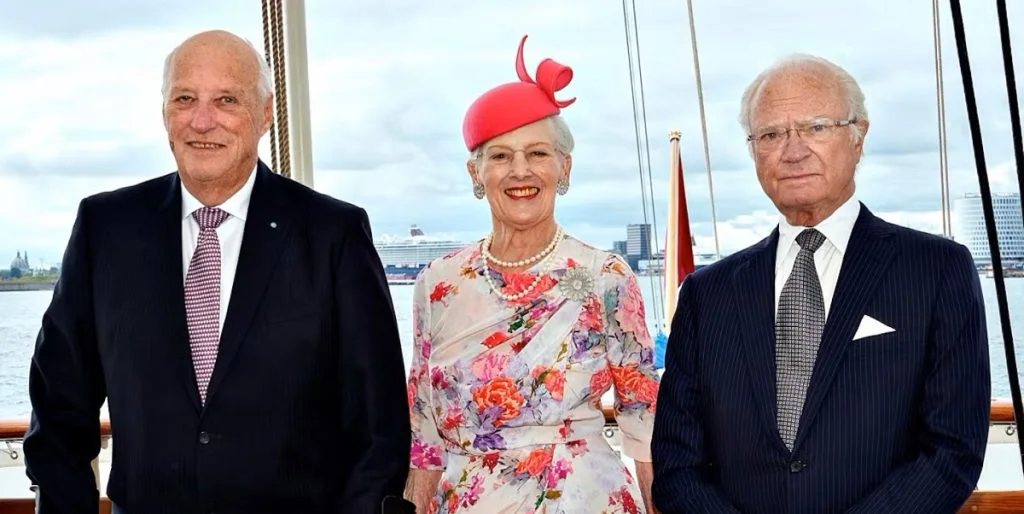 Konge hjerteopereret